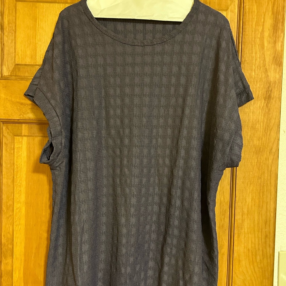 Ladies Short Sleeve Top